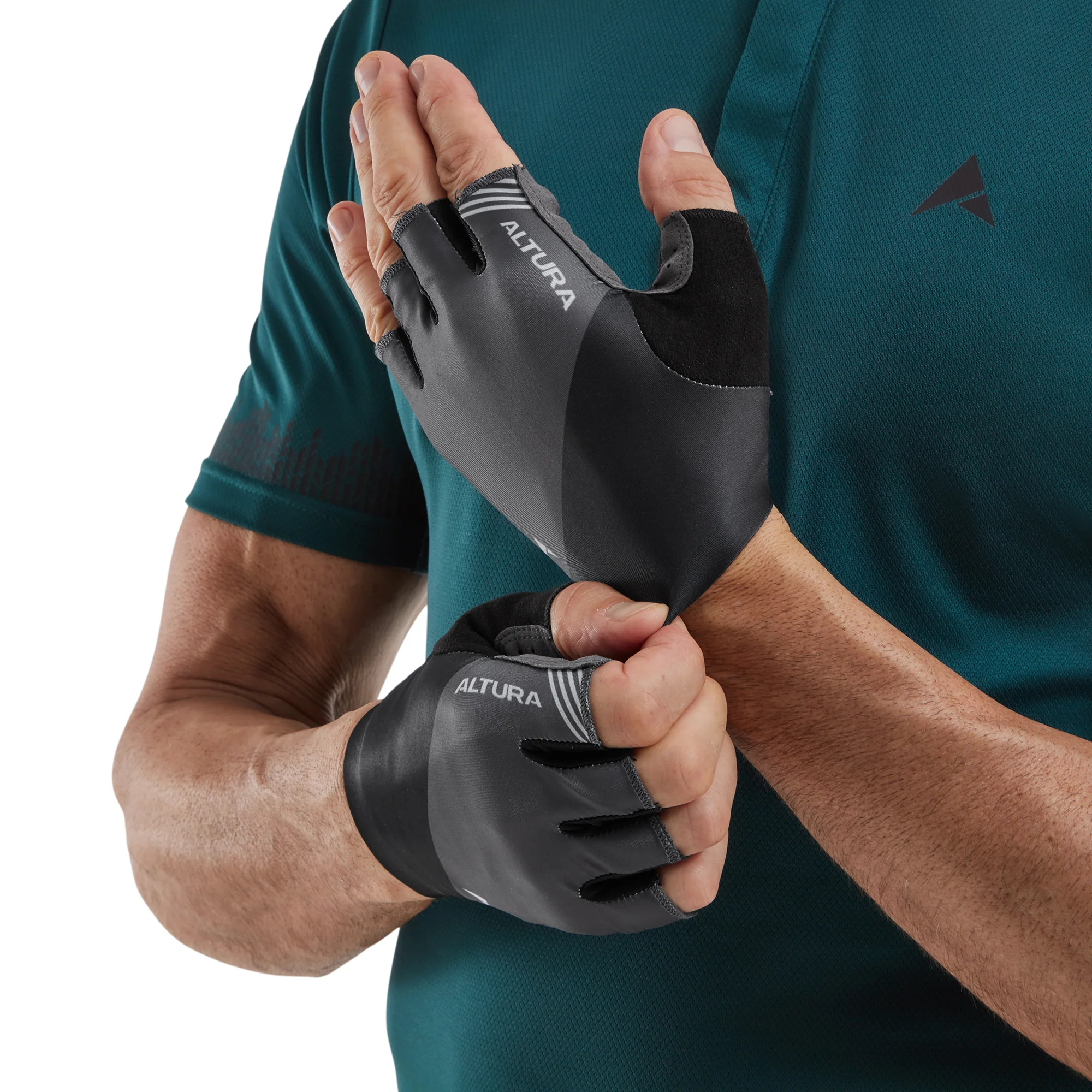 Airstream Unisex Cycling Mitts - Image 3