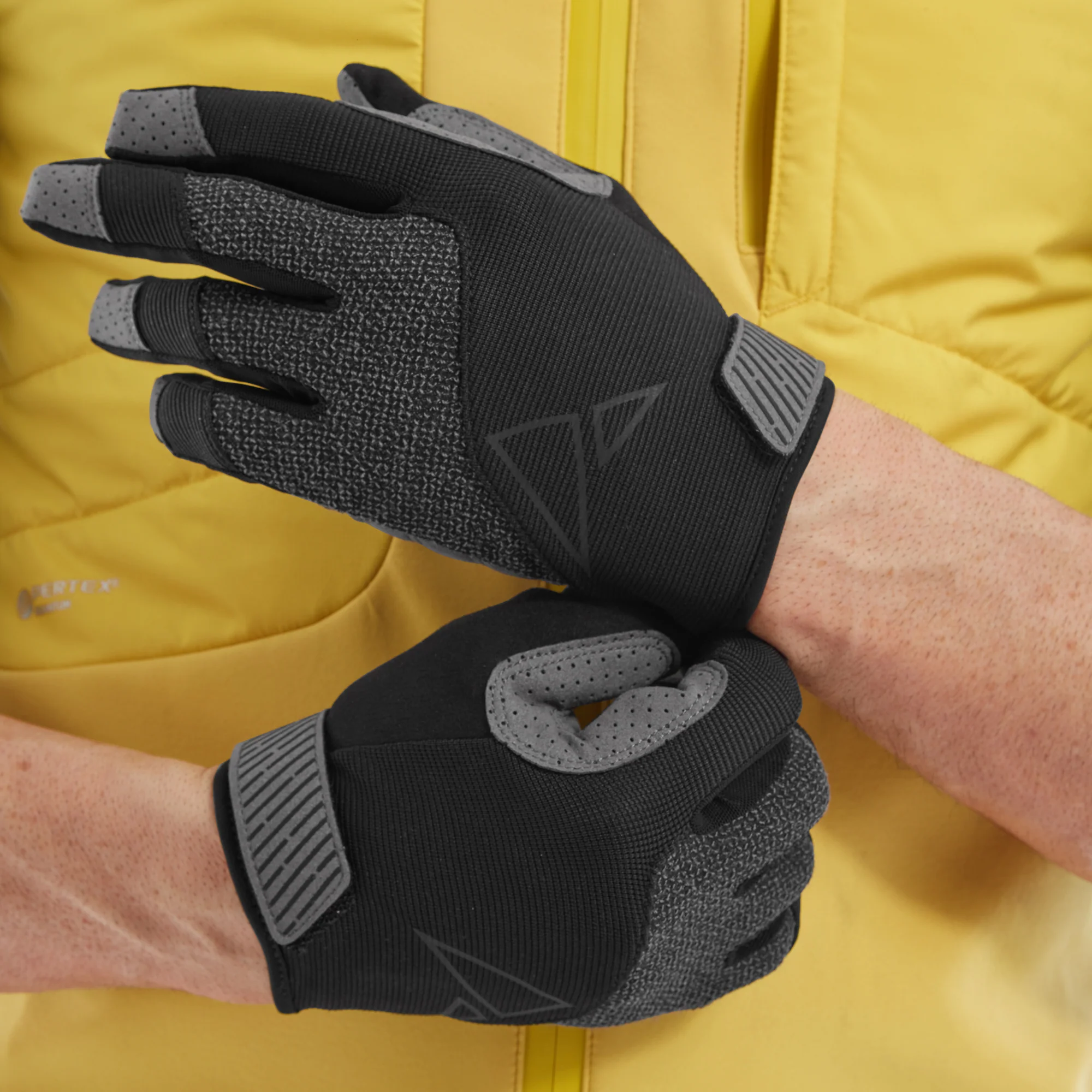 Esker Trail Gloves - Image 3