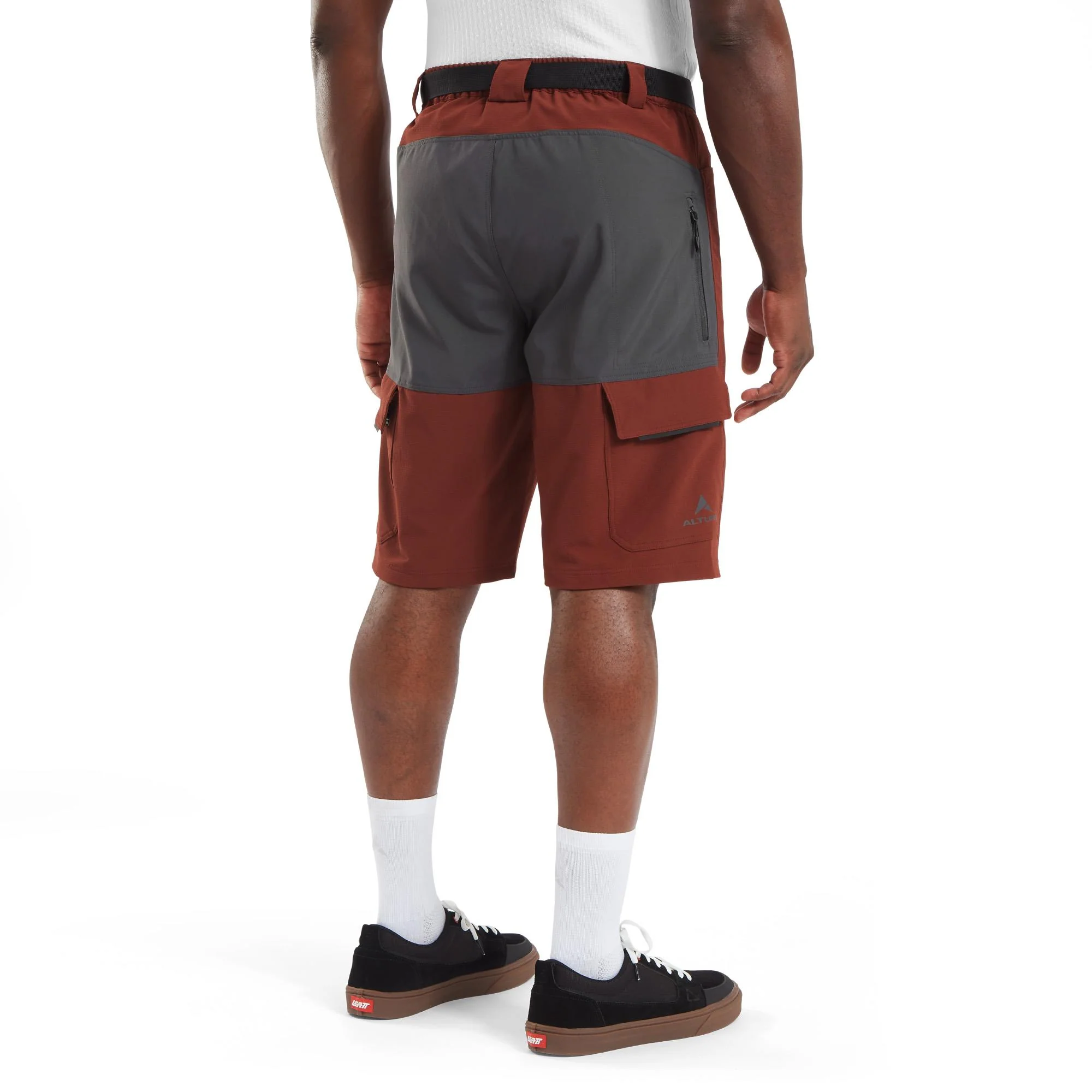 Esker Cargo Men's Baggy Shorts - Image 17