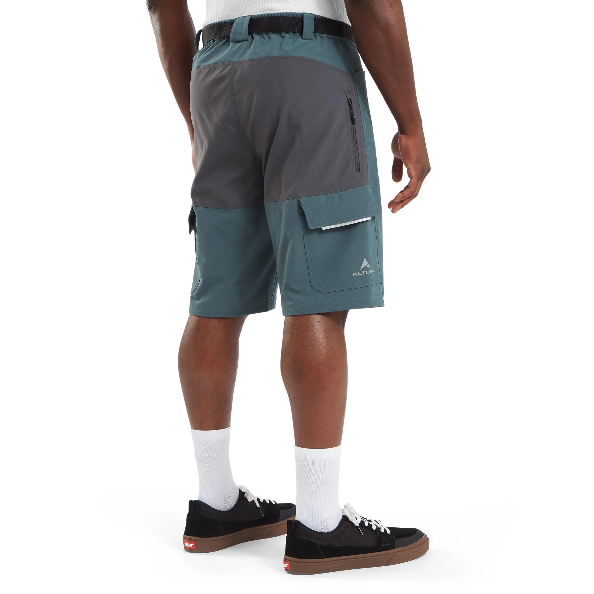 Esker Cargo Men's Baggy Shorts - Image 25
