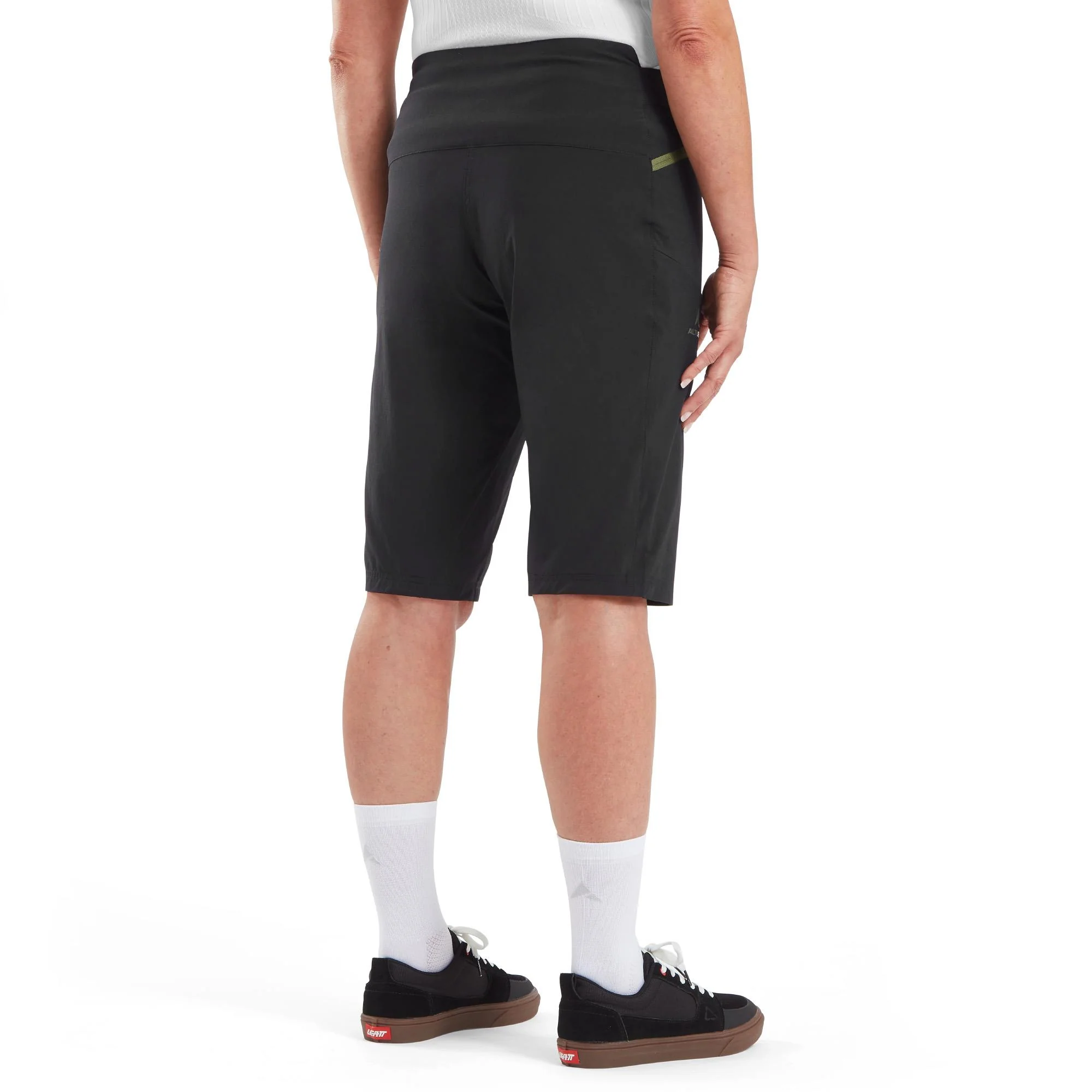 Esker Eco Women's Trail Shorts - Image 5